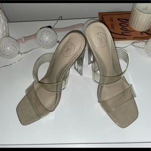 Cream nude straps heels